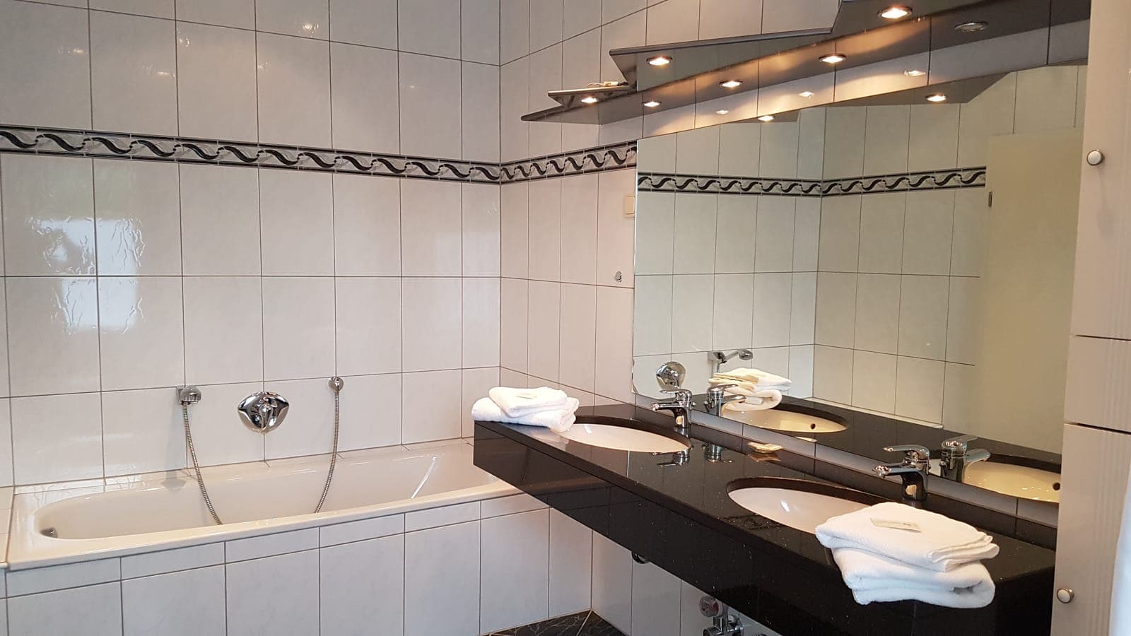 Zimmer 21 – Jana in Mülheim an der Ruhr, Ansicht 4 von 5